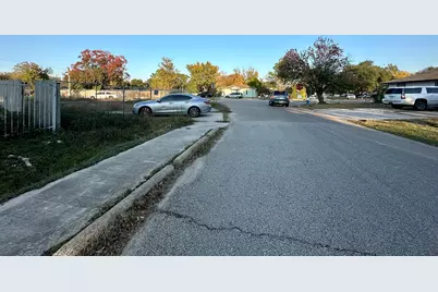 5739 Sweetbriar Street, Houston, TX 77017 - Photo 3