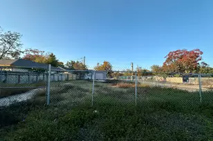 5739 Sweetbriar St, Houston, TX 77017 - Photo 9