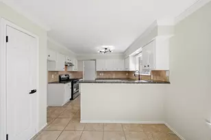 12346 Misty Laurel Dr, Houston, TX 77014 - Photo 7