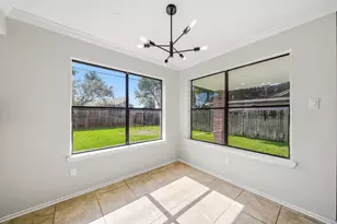 12346 Misty Laurel Dr, Houston, TX 77014 - Photo 9