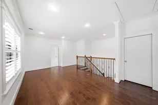 6525 Schiller St, Houston, TX 77055 - Photo 23