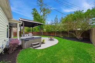 6525 Schiller St, Houston, TX 77055 - Photo 31