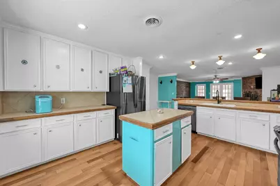 9 Slover Drive, Dayton, TX 77535 - Photo 9