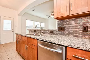 6011 Shadow Isle Ln, Houston, TX 77084 - Photo 11