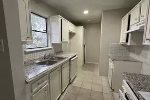 5919 Woodview Dr, Houston, TX 77396 - Photo 3