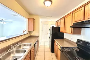 2919 La Estancia Ln, Houston, TX 77093 - Photo 5