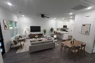 5838 Beldart St, Houston, TX 77033 - Photo 3