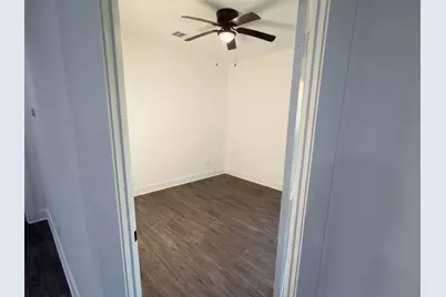 5838 Beldart Street #B/A, Houston, TX 77033 - Photo 13