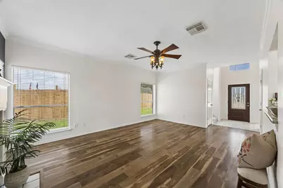 1105 Camelot Lane, Pearland, TX 77581 - Photo 13