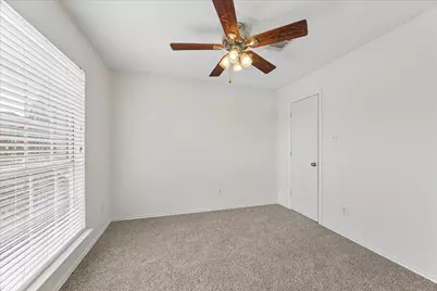 1105 Camelot Lane, Pearland, TX 77581 - Photo 23