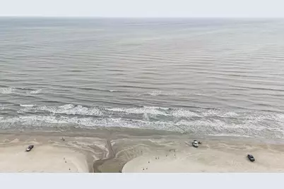 3503 E Silver Sands, Galveston, TX 77554 - Photo 17