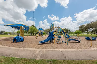 1915 Mustang Springs Drive, Missouri City, TX 77459 - Photo 39