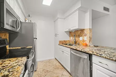 5801 Lumberdale Road #78, Houston, TX 77092 - Photo 9