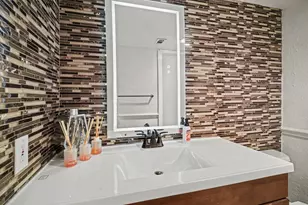 5801 Lumberdale Rd, Houston, TX 77092 - Photo 15