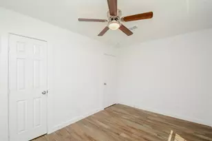 4708 Los Angeles St, Houston, TX 77026 - Photo 11