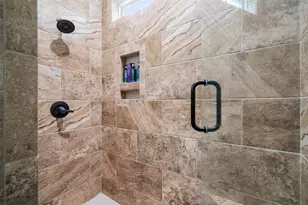 1205 N Ave G, Shiner, TX 77984 - Photo 27