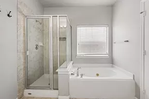 19534 Country Canyon Dr, Spring, TX 77388 - Photo 9