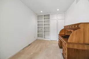 9612 Bayou Brook St, Houston, TX 77063 - Photo 25