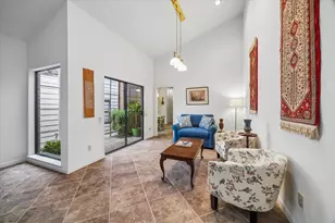 9612 Bayou Brook St, Houston, TX 77063 - Photo 7
