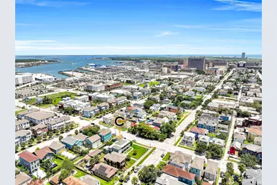 1704 Market Street, Galveston, TX 77550 - Photo 35