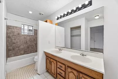 7714 Sterlingshire Street, Houston, TX 77016 - Photo 27