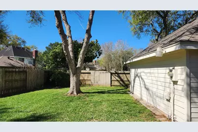 5818 Wilkins Lane, Sugar Land, TX 77479 - Photo 27