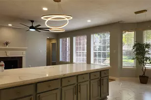 5818 Wilkins Ln, Sugar Land, TX 77479 - Photo 9