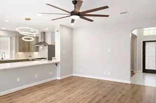 5818 Wilkins Ln, Sugar Land, TX 77479 - Photo 9