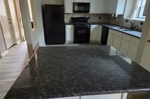 802 Hartman Dr, Baytown, TX 77521 - Photo 7