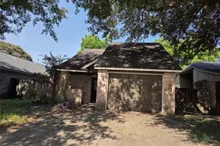 802 Hartman Dr, Baytown, TX 77521 - Photo 13