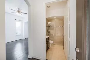 10 Silent Way Dr, Sugar Land, TX 77498 - Photo 37