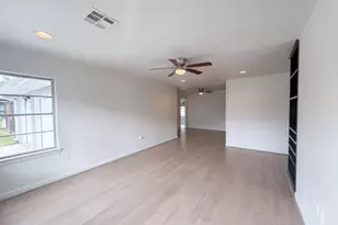 3026 Deal St, Houston, TX 77025 - Photo 3