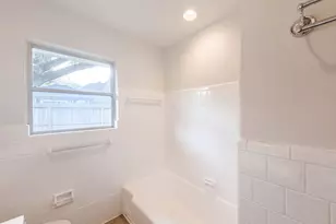 3026 Deal St, Houston, TX 77025 - Photo 21