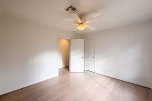 3026 Deal St, Houston, TX 77025 - Photo 15