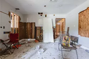 5206 Rapido Rd, Houston, TX 77033 - Photo 7