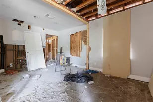 5206 Rapido Rd, Houston, TX 77033 - Photo 5
