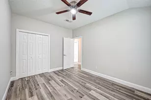 6802 Glenray Dr, Houston, TX 77084 - Photo 33