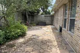 2405 Alamanni Dr, Pearland, TX 77581 - Photo 17