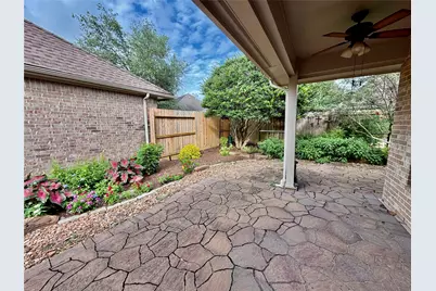 2405 Alamanni Drive, Pearland, TX 77581 - Photo 15
