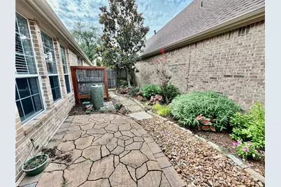 2405 Alamanni Drive, Pearland, TX 77581 - Photo 23