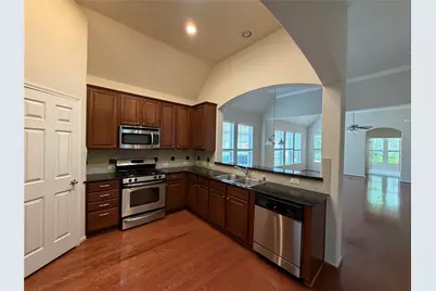 2405 Alamanni Drive, Pearland, TX 77581 - Photo 9
