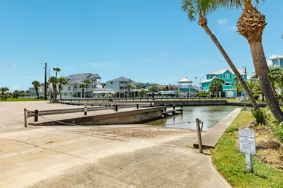 22416 Bay Vista, Galveston, TX 77554 - Photo 7