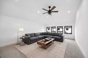811 Woodstock, Bellaire, TX 77401 - Photo 39