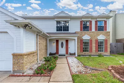 10110 Red Wolf Lane, Houston, TX 77064 - Photo 5