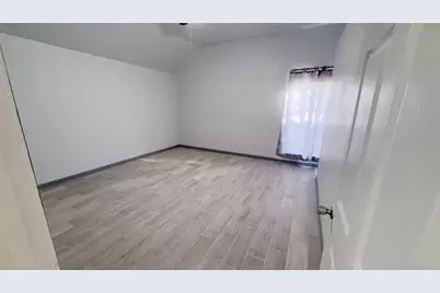 11643 Herald Square Drive, Houston, TX 77099 - Photo 7