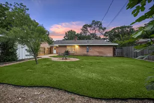 7919 Mobud Dr, Houston, TX 77036 - Photo 29