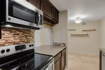 1860 White Oak Drive #228, Houston, TX 77009 - Photo 5