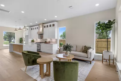 8646 Alcott Drive, Houston, TX 77080 - Photo 13