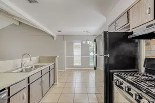 6610 Rowell Ct, Missouri City, TX 77489 - Photo 9