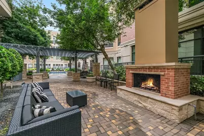 1901 Post Oak Boulevard #2110, Houston, TX 77056 - Photo 19
